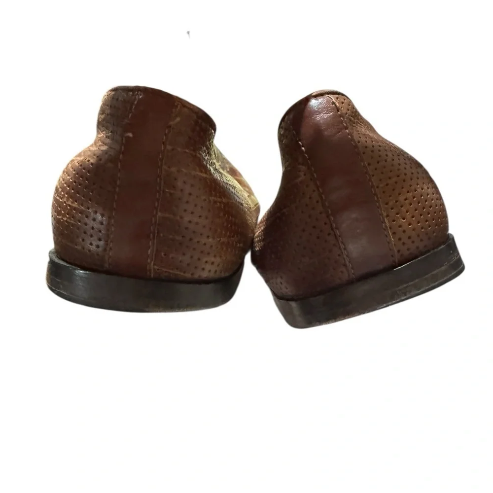 Tommy Bahama men’s slide on brown shoes size 13